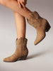Women's Embroidered Western Booties Low Chunky Heel Pointed Toe Cowboy Boots Short Ankle Booties Featuring Classic Stitch Detailing